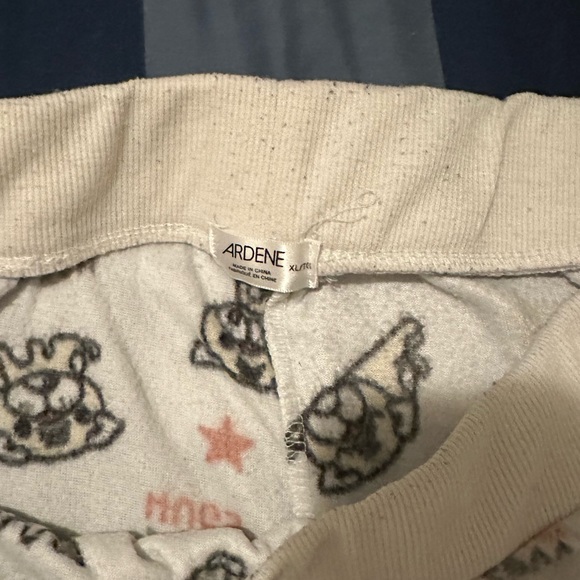 Pajama bottoms - Picture 2 of 2